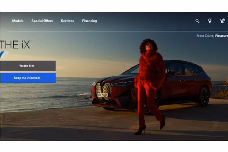 Dù sao đi chăng nữa, sự xuất hiện của BMW iX tại Malaysia cho thấy BMW Group Malaysia có quan tâm đến việc đưa chiếc SUV điện này về nước. Điều này phù hợp với quỹ đạo gần đây của BMW Malaysia, công ty đã liên tục giới thiệu các loại xe điện của BMW, từ các mẫu xe nòng cốt đến thương hiệu con BMW i, bao gồm cả mẫu xe điện i3s vào năm ngoái.