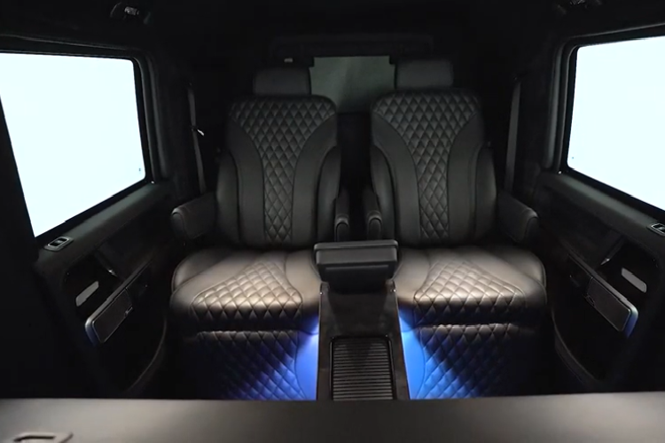 Inkas Mercedes-AMG G63 Limo 2020 dù dài hơn xe thường nhưng vẫn chỉ có 4 ghế mà thôi 
