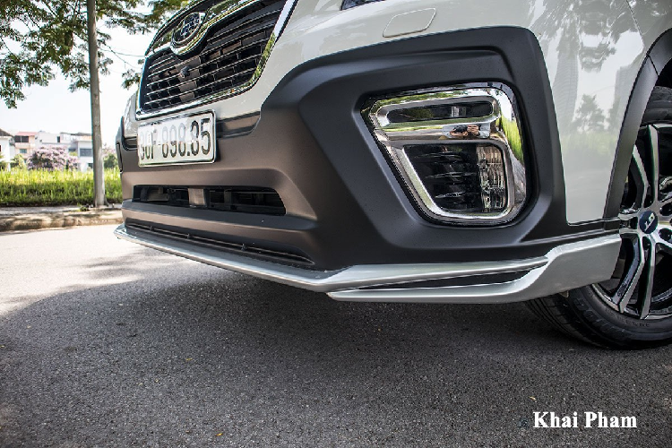 Subaru Forester GT Edition 2020 tiếp tục sở hữu chiều Dài x Rộng x Cao lần lượt là 4.625 x 1.815 x 1.730 (mm), chiều dài cơ sở 2.670 mm. Nhìn từ phần thân, phiên bản mới của xe mang đến sự cứng cáp hơn với những món đồ mới.