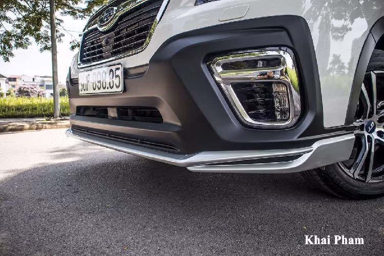 Subaru Forester GT Edition 2020 tiếp tục sở hữu chiều Dài x Rộng x Cao lần lượt là 4.625 x 1.815 x 1.730 (mm), chiều dài cơ sở 2.670 mm. Nhìn từ phần thân, phiên bản mới của xe mang đến sự cứng cáp hơn với những món đồ mới.