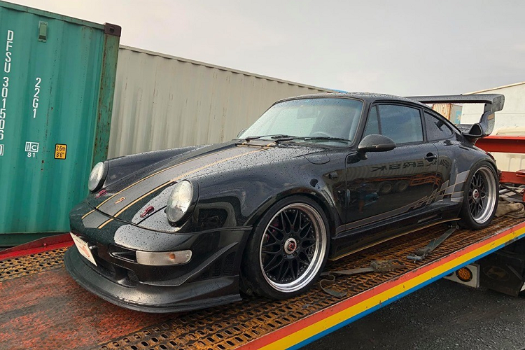 Porsche 930 Turbo nhập khẩu từ Mỹ mất thời gian 4,6 giây để tăng tốc từ vị trí xuất phát lên 100 km/h. Tốc độ tối đa ghi nhận được của mẫu xe này là 250 km/h. Trong khi đó, nếu Porsche 930 Turbo tại thị trường châu Âu sẽ có tốc độ tối đa lên đến 278 km/h.