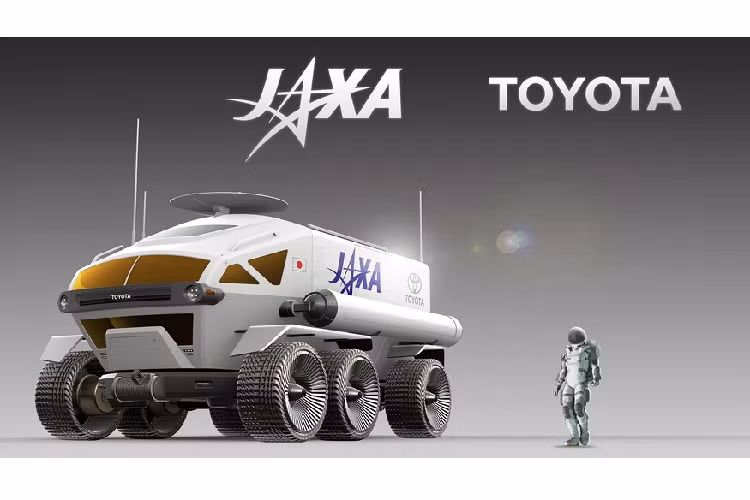 “Chúng tôi đang chuyển sang một ngành công nghiệp mới, nơi chúng tôi cung cấp sự tiếp cận với các phương tiện, hệ thống hiện có trên Trái Đất như pháp luật, quân sự hoặc phương tiện giải trí được điều chỉnh để sử dụng trong không gian với mục đích nâng cao các mô hình di động của chúng tôi”, phó giám đốc điều hành thám hiểm Steven Clarke nói trong một tuyên bố về dự án xe ôtô thám hiểm Mặt trăng.