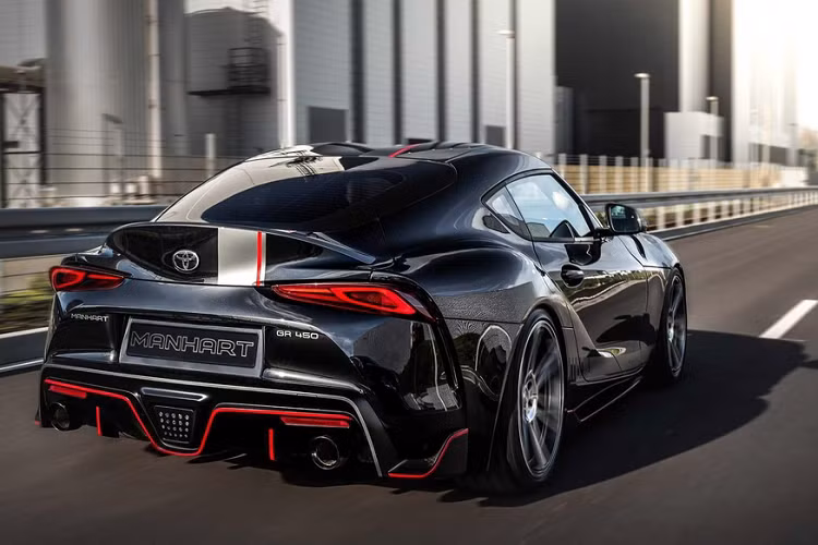 Ngoài các thay đổi giúp tăng hiệu năng, chiếc Supra GR 450 từ Manhart cũng được nâng cấp ngoại thất của xe với bộ tem trang trí, bộ khuếch tán gió đuôi xe, mâm Manhart's Concave One 20 inch với kích thước lốp trước và sau lần lượt là 265/30 và 285/30.