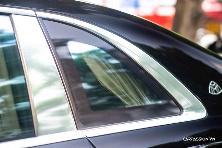 Kết hợp với vẻ ngoài đầy sang trọng của S600 Pullman chính là bộ mâm đặc được đánh bóng cẩn thận. Đây cũng chính là một bộ mâm quen thuộc trên những chiếc S600 Maybach tại Việt Nam.