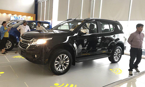 Chevrolet Trailblazer lai giam gan 200 trieu dong tai Viet Nam-Hinh-3
