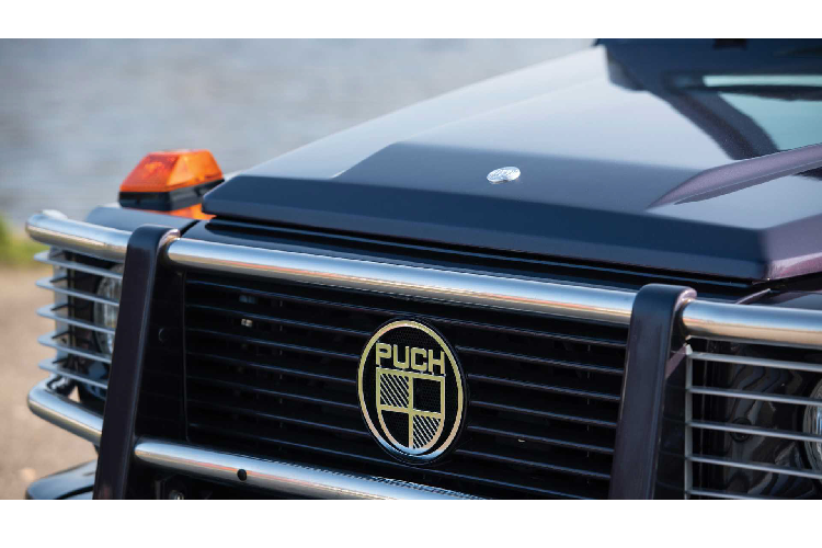 Ba năm sau, cả 2 tập đoàn ôtô đều thống nhất xây dựng nhà máy lắp ráp Mercedes G-Class tại Áo, nhà máy đi vào hoạt động vào ngày 1/2/1979. Chính vì thế ở một vài thị trường, cụ thể là Áo và Thụy Sỹ, Mercedes G-Class được bán ra mà không hề đi kèm với logo ngôi sao ba cánh đặc trưng, thay vào đó chúng mang logo của nhà cổ đông còn lại - Puch.