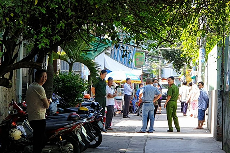 Vu chay 2 cha con tu vong: Phat hien buc thu gui nguoi than-Hinh-4