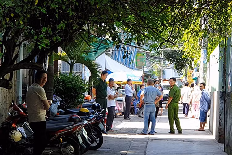 Vu chay 2 cha con tu vong: Phat hien buc thu gui nguoi than-Hinh-4