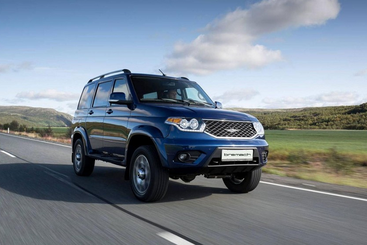 Hãng ôtô Nga UAZ đã phối hợp với công ty Bremach Inc. để đưa một số mẫu xe của mình vào thị trường Mỹ. Đầu tiên trong số đó là mẫu SUV cỡ C - UAZ Patriot 4×4 2021 mới. Tuy nhiên, tại thị trường Mỹ, mẫu xe này sẽ được đổi tên thành Bremach Taos.