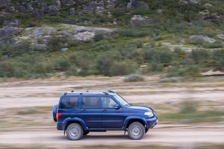 Vào hồi năm 2016, những chiếc xe UAZ như Patriot, Pickup và Hunter cũng đã được đưa về Việt Nam để giới thiệu.