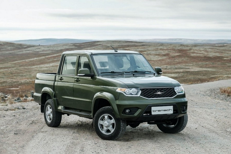 Tuy nhiên, với thiết kế kém bắt mắt, công nghệ nghèo nàn mà giá bán không thực sự rẻ, những chiếc xe UAZ đã không được nhiều người Việt Nam đón nhận.