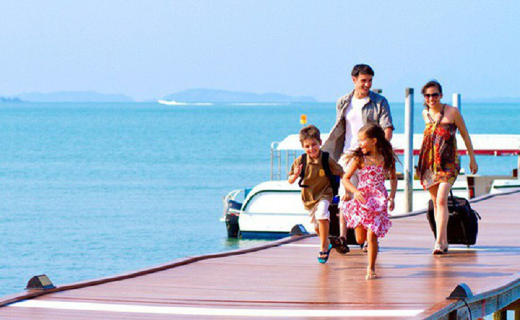 Bo mac bo me gia don Tet di du lich, tan tien” hay mat le nghia?-Hinh-2