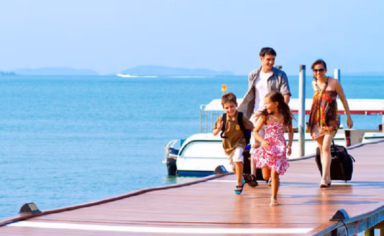 Bo mac bo me gia don Tet di du lich, tan tien” hay mat le nghia?-Hinh-2