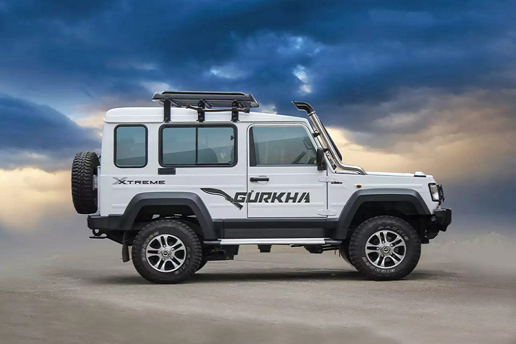 Trong khi đó, một chiếc Mercedes G-Class 550 2020 có giá khởi điểm 127.650 USD (khoảng hơn 3 tỷ đồng) tại thị trường Mỹ.