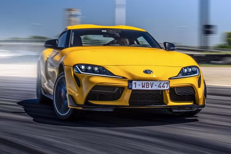 Trong giới xe hơi, có lẽ không ai không biết đến Chris Harris. Không chỉ từng viết cho nhiều tờ báo ôtô danh tiếng thế giới như Evo, Autocar hay Jalopnik, Harris còn là một tay đua và người dẫn của chương trình Top Gear tại Anh quốc. Mới đây, ông lên tiếng chỉ trích dòng xe thể thao Toyota GR Supra mới trên tài khoản Twitter cá nhân.