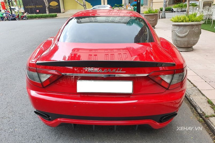 "Trái tim" của GranTurismo Sport là khối động cơ V8 4.7L sản sinh công suất tăng lên 454 mã lực và mô-men xoắn cực đại 519 Nm, xe có khả năng tăng tốc từ 0-100 km/h trong 4,8 giây trước khi cán tốc độ tối đa lên tới 298 km/h.