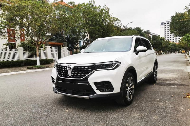 Những năm gần đây, ôtô Trung Quốc đang dần trở nên phổ biến hơn tại thị trường Việt Nam. Các dòng xe này thường đi kèm giá rẻ, nhiều trang bị tiện nghi, an toàn và hỗ trợ lái tốt trong tầm giá,... và đây cũng chính là thế mạnh hấp dẫn khách hàng Việt của Brilliance V7 2020 mới.