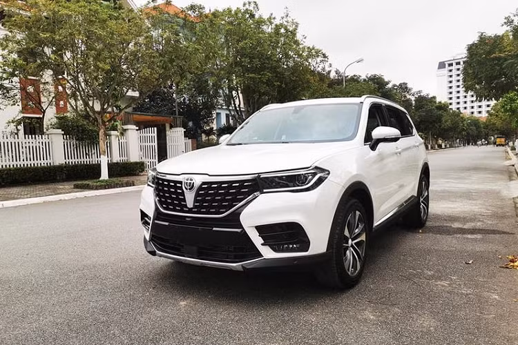 Những năm gần đây, ôtô Trung Quốc đang dần trở nên phổ biến hơn tại thị trường Việt Nam. Các dòng xe này thường đi kèm giá rẻ, nhiều trang bị tiện nghi, an toàn và hỗ trợ lái tốt trong tầm giá,... và đây cũng chính là thế mạnh hấp dẫn khách hàng Việt của Brilliance V7 2020 mới.