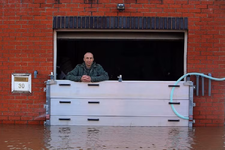 Du kieu phong ngap lut cho oto mua mua lu-Hinh-7