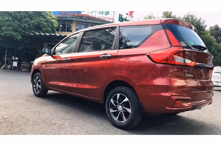 Là phiên bản nâng cấp tập trung vào kiểu dáng và trang bị, chính vì thế không có thay đổi nào về động cơ &amp; hệ truyền động – Suzuki Ertiga 2020 vẫn sử dụng động cơ 4 xy-lanh thẳng hàng dung tích 1.5L (N/A) mới có tên mã là K15B cho công suất tối đa 103 mã lực tại vòng tua 6.000 vòng/phút và mô-men xoắn cực đại 138Nm có được từ 4.400 vòng/phút.