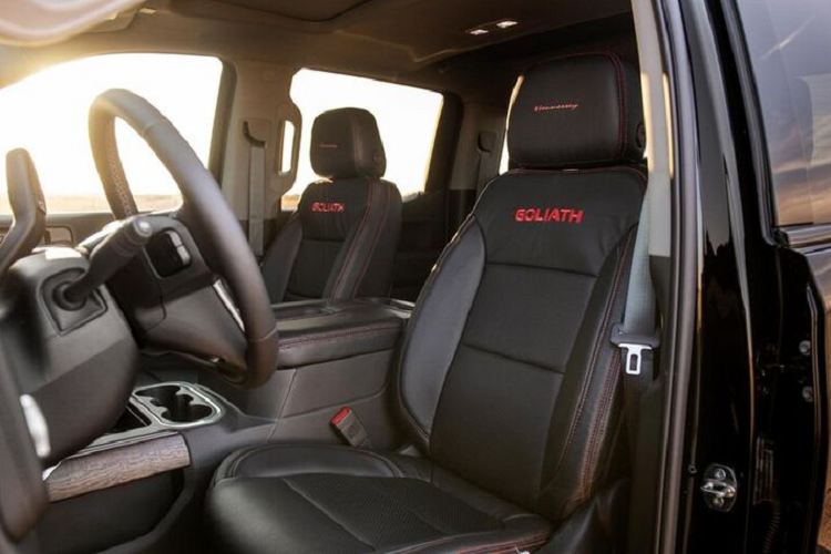 Hãng độ Hennessey nói rằng Goliath có thể tăng tốc từ 0 - 96 km/h chỉ trong 4,3 giây, đây là kết quả tuyệt vời với một chiếc xe tải nặng hơn 2.469 kg (2.469 g mới chỉ là trọng lượng của GMC Sierra tiêu chuẩn).