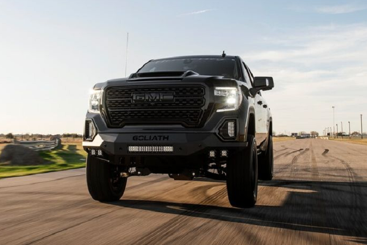 Nếu mua ống xả bằng thép không gỉ, chủ xe GMC Sierra độ Hennessey sẽ tốn thêm 2.750 USD (khoảng 64,1 triệu đồng), còn nâng cấp phanh có giá 7.950 USD (khoảng 185,5 triệu đồng).