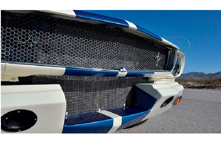 Mẫu xe này đổi chủ lần đầu vào tháng 3/1996 với giá 4.000 USD. 14 năm sau, xe xuất hiện tại bảo tàng Shelby Mỹ.