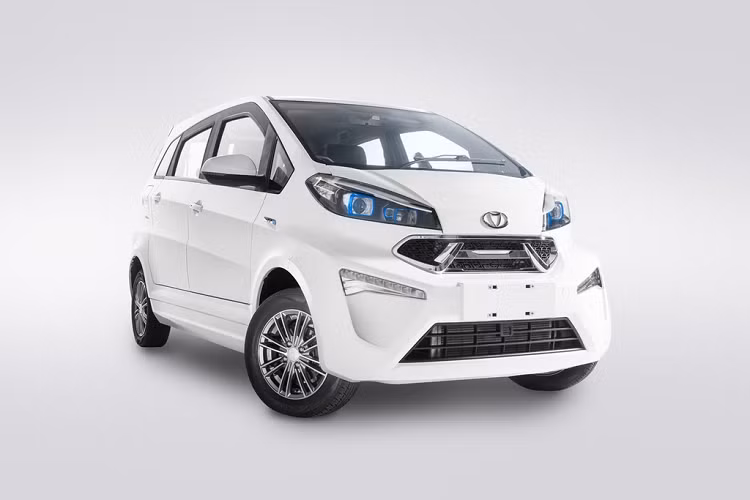 So với các mẫu xe chạy điện tại Mỹ như Nissan Leaf (31.600 USD), Hyundai Ioniq (26.500 USD) và Hyundai Kona EV (37.000 USD), 2 mẫu xe của Kandi rẻ hơn rất nhiều. Tuy nhiên, chất lượng của những mẫu xe đến từ Trung Quốc luôn bị đặt dấu hỏi tại các thị trường khó tính như Mỹ và châu Âu.