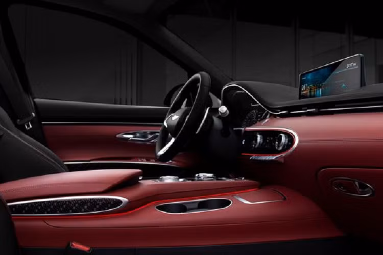 Bên cạnh đó, Genesis GV70 còn được đánh giá là đẹp hơn GV80 một chút, nhờ có hình dạng trụ C ấn tượng và ống xả thẳng đứng độc đáo. 