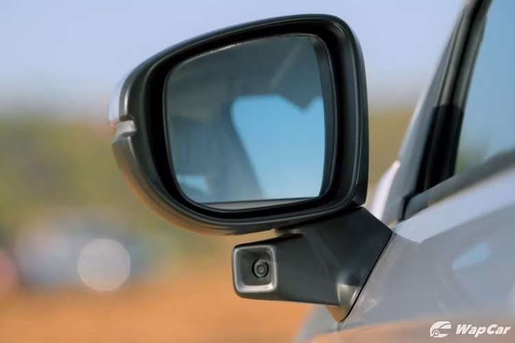 City 2020 tại Ấn Độ có chiều dài ngắn hơn 4mm, cao hơn 22mm và chiều dài cơ sở dài hơn 11mm so với phiên bản Thái Lan. Thông số cụ thể tương ứng DxRxC 4.549 x 1.748 x 1.489 mm, chiều dài cơ sở đạt 2.600mm.