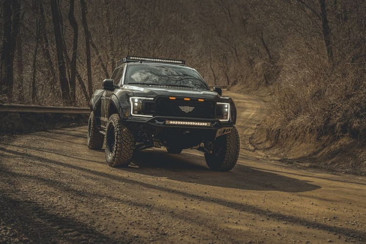 Mil-Spec Automotive (MSA) là một nhà độ đến từ bang Michigan, Mỹ, một chuyên gia của các cỗ máy off-road hạng nặng. Sau sự thành công với mẫu bán tải Hummer H1, MSA đã bắt tay vào dự án mới với chiếc bán tải F-150 nhà Ford, mẫu xe bán chạy nhất nước Mỹ.