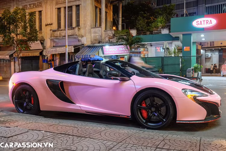 Hiện nay, giá xe McLaren 650S Spider đã qua sử dụng có bán lại ở mức trên 10 tỷ đồng tại Việt Nam, trong khi đó. Cách đây 4 năm, giá xe McLaren 650S Spider tại Việt Nam khi mới về nước được các đại lý tư nhân chào bán khoảng hơn 16 tỷ đồng