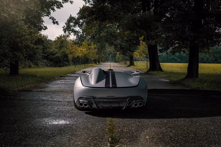 Với gói độ này, Ferrari Monza SP1 và Monza SP2 sẽ có được công suất cực đại lên đến 844 mã lực tại vòng tua máy 8.450 vòng/phút và mô-men xoắn tối đa đạt 780 Nm tại vòng tua máy 7.100 vòng/phút. Tất cả sự nâng cấp công suất này có được chỉ nhờ vào hệ thống ống xả mới và sẽ không cần can thiệp đến bộ ECU của xe.