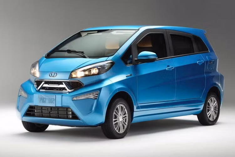 Trong khi đó, giá xe điện Kandi K23 là 29.999 USD hoặc 27.499 USD cho 1.000 khách hàng đầu tiên mua xe. Giá của mẫu xe này sau khi trừ ưu đãi thuế liên bang là 19.999 USD. Tại bang Colorado, Kandi K23 sẽ có giá chỉ 15.999 USD (371,5 triệu đồng).