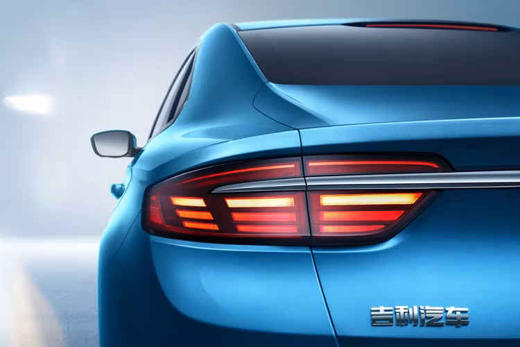 Xe được trang bị màn hình trung tâm 12,3 inch với hệ thống thông tin giải trí GKUI Smart EcoSystem của Geely và cụm đồng hồ số có thể tùy biến.