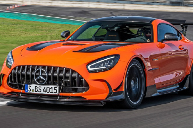 Khai tu Mercedes-AMG GT R 2021 tai thi truong My