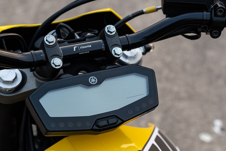 Trên thế giới, rất nhiều mẫu xe, rất nhiều bản độ được hoàn thành với độ hoàn thiện xuất sắc bởi rất nhiều con người. Thế nhưng, bằng công sức của chỉ một đôi bàn tay, Andrew Stagg đã khiến nhiều người ngỡ ngàng vì những gì người đàn ông này làm được trên Yamaha MT-07.