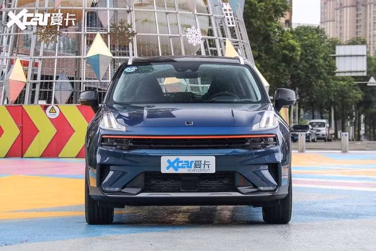 Cả Lynk &amp; Co 06 và Boyue đều sử dụng khung gầm BMA của Geely, và từ lâu đã có lời đồn rằng về sự phát triển của một mẫu Volvo dựa trên BMA (Volvo cũng thuộc Geely) để định vị trên XC40, thế nhưng đến nay vẫn chưa có thông tin cụ thể nào.