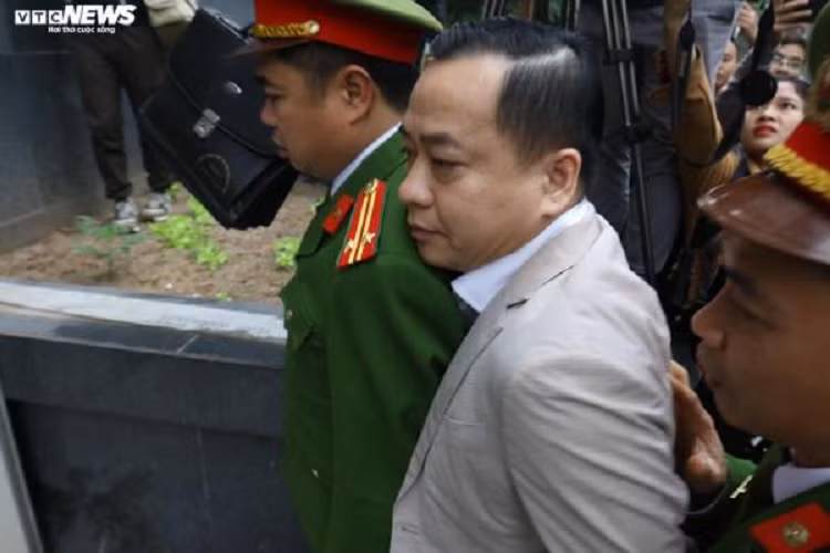 Can canh loat du an bat dong san Da Nang bi Vu ‘nhom’ thau tom