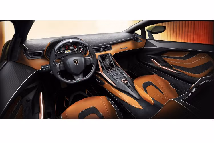 Ra mắt lần đầu tại Frankfurt Motor Show hồi mùa thu năm 2019, Sian được phát triển dựa trên nền tảng của chính người anh em Aventador với khối động cơ V12 6.5 lít hút khí tự nhiên, kết hợp cùng một mô-tơ điện 48-volt gắn trên hộp số và một siêu tụ điện. Đặc biệt, hai bộ phận này chỉ nặng 34 kg.