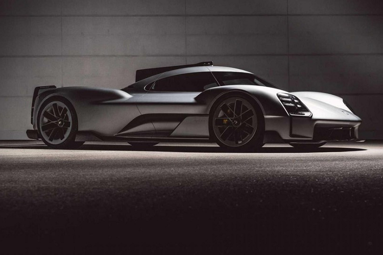 Nếu các fan hâm mộ muốn tận mắt nhìn thấy mô hình 919 Street, Porsche cho biết rằng họ sẽ trưng bày nó tại Viện bảo tàng Porsche ở quận Zuffenhausen của thành phố Stuttgart vào năm 2021.