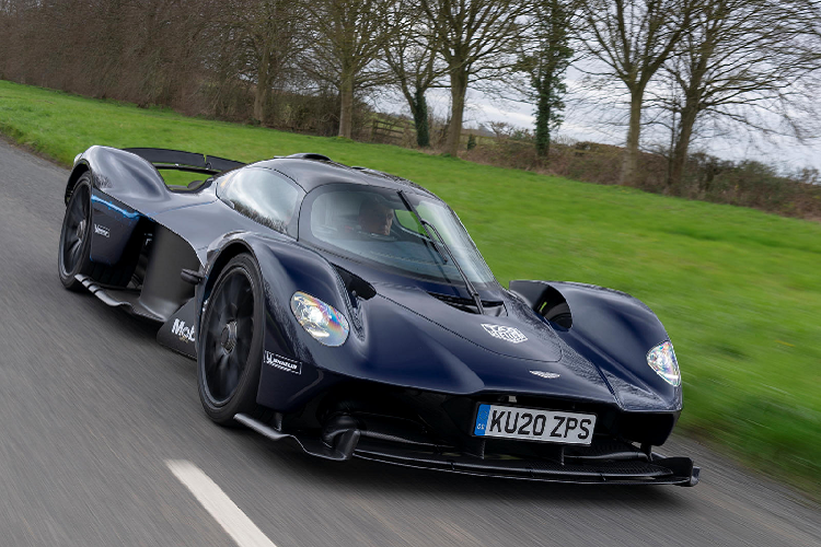 Chỉ có 25 chiếc xe Aston Martin Valkyrie mới được lên kế hoạch sản xuất và việc giao hàng cũng sẽ được bắt đầu tiến hành vào cuối năm nay.