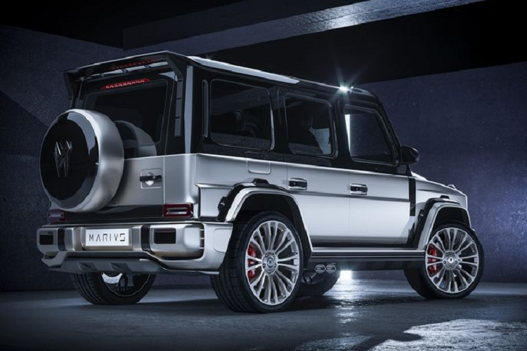 Tất nhiên, điều không thể thiếu ở một bộ bodykit thân rộng là các vòm bánh xe mở rộng tối đa.