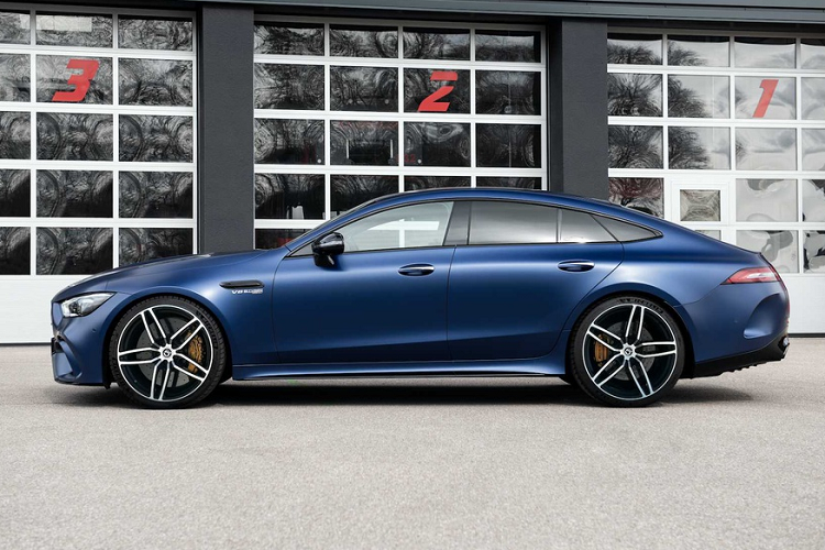 Một phiên bản mạnh hơn là GT 63 S, có công suất 630 mã lực và mô-men xoắn 900 Nm. Khả năng tăng tốc 0-100 km/h trong 3,1 giây. Vận tốc tối đa đạt 314 km/h.