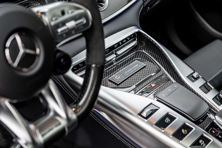 Ngoài ra, hãng độ này còn cung cấp các gói nâng cấp có chi phí thấp hơn gồm GP-750, giúp xe đạt công suất 750 mã lực và GP-700, cho công suất 700 mã lực. 