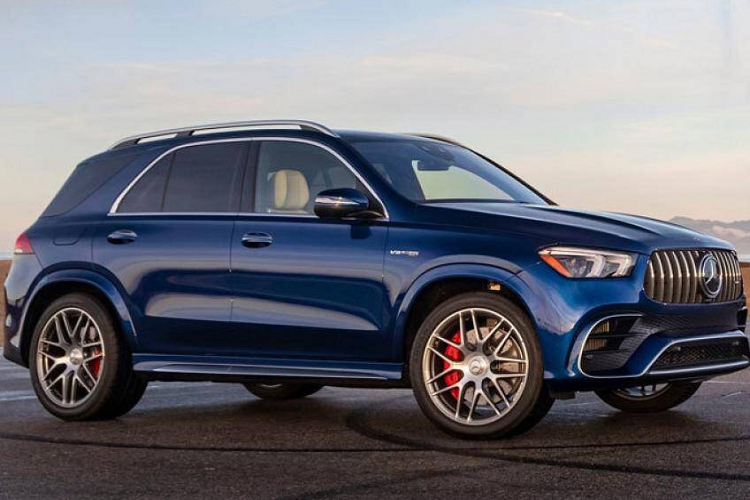 2. Mẫu SUV hạng sang Mercedes-Benz GLE 2020 (giá khởi điểm: 56.700 USD, điểm tổng thể: 8,7/10)