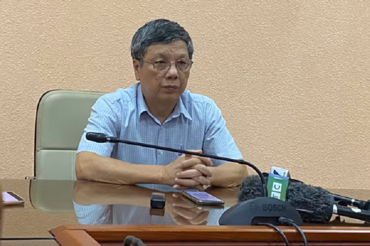 Virus đột biến, Việt Nam công bố phác đồ điều trị Covid-19 mới nhất - Hình 2 Virus dot bien, Viet Nam cong bo phac do dieu tri Covid-19 moi nhat-Hinh-2