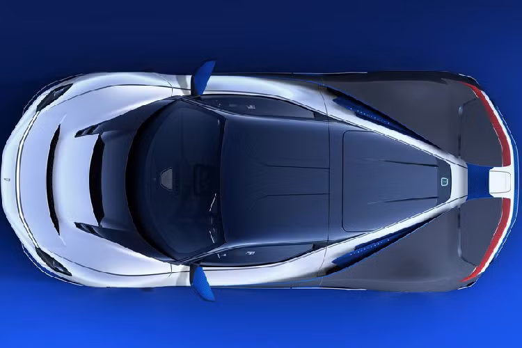 Với số lượng giới hạn chỉ 5 chiếc, một phần trong hoạt động sản xuất 150 chiếc của Battista, giá xe Pininfarina Battista Anniversario từ 2,6 triệu euro (tương đương hơn 67 tỷ đồng) và được đưa vào sản xuất, cùng các phiên bản “thường”, từ cuối năm nay, tại Cambiano, Turin, Ý.