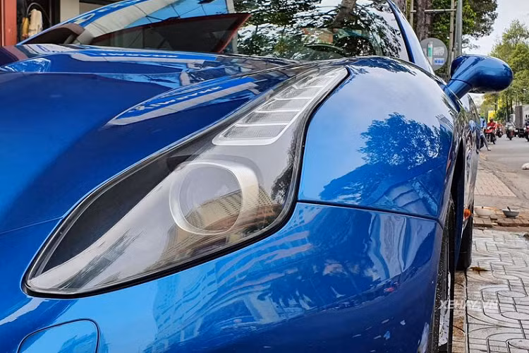 Bên cạnh đó, xe cũng được trang bị thêm hàng loạt các công nghệ hiện đại khác như: hệ thống giảm xóc, hệ thống phanh, hệ thống lái mới....