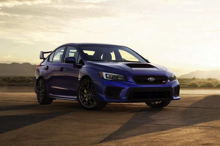  Subaru WRX STI: Khi nhắc đến xe thể thao của Subaru, nhiều người sẽ nói về cái tên BRZ. Tuy nhiên, đối với những fan của dòng xe JDM (xe nội địa Nhật Bản), WRX STI mới là mẫu xe đại diện cho Subaru. Chiếc sedan được trang bị động cơ tăng áp 4 xi-lanh, sản sinh công suất 310 mã lực - con số tương đối khiêm tốn so với các mẫu xe còn lại trong danh sách này.